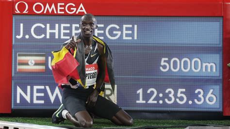 Joshua Cheptegei smashes 16-year-old 5,000 metres world record in ...