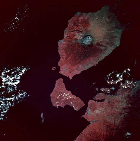 Volcán Tambora - Características, formación y erupciones