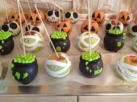 Pin by Catherine Washburn on Candy Apples/ Apple Pie & more Apples | Halloween candy apples ...