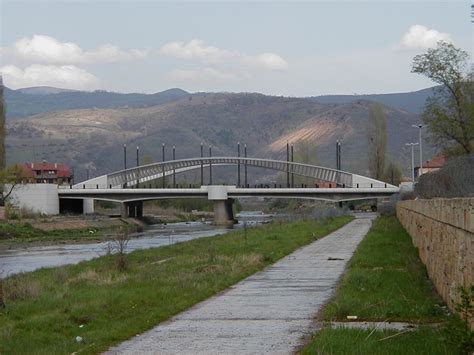 Mitrovica, April 16, 2002