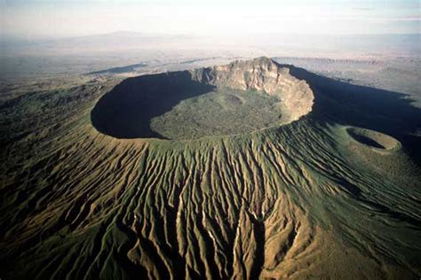 Tanzania Safaris: 4 Days Tarangire – Manyara – Ngorongoro Crater - Eminent Safaris