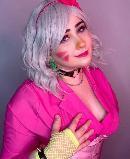 Glamrock Chica Cosplay!💖🍕 | Five Nights At Freddy's Amino