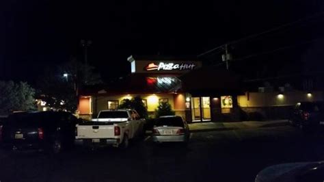 PIZZA HUT, Fairview - Menu, Prices & Restaurant Reviews - Tripadvisor