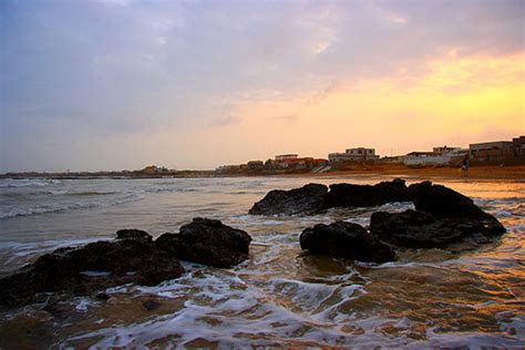 Top 6 Beaches In Karachi Best For Winter Picnic