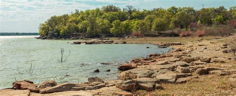 Cabins in Lake Brownwood, TX via cozycozy