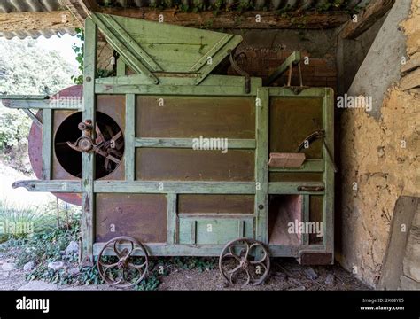 Winnowing machine hi-res stock photography and images - Alamy