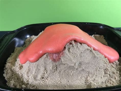 Make a Volcano : Fizzics Education