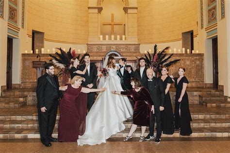 Actress Debby Ryan and Twenty One Pilots’ Joshua Dun Planned Their Whirlwind Austin Wedding in ...