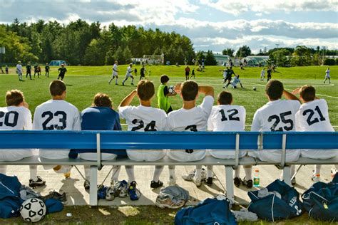 Choosing The Right Players Bench For Your Facility