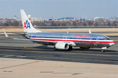 The History of American Airlines Liveries: Astrojet, Bare Metal & More ...