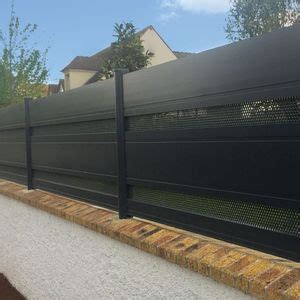 Perforated sheet metal fence, Perforated sheet metal fencing - All architecture and design ...