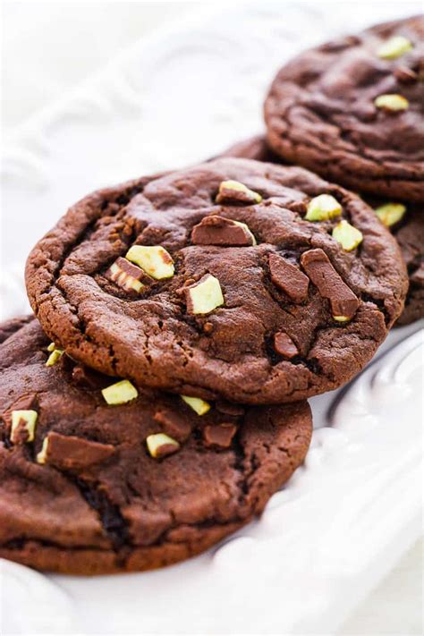 Peppermint Patty Stuffed Cookies (Just 4 Ingredients!!!)