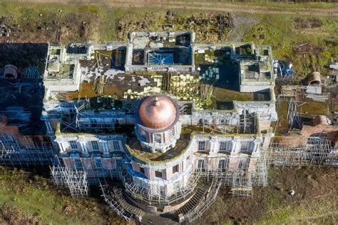 Mansion bigger than Buckingham Palace abandoned in UK countryside for decades - Edinburgh Live