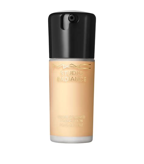 MAC Studio Radiance Serum-Powered Foundation (30ml) | Harrods US