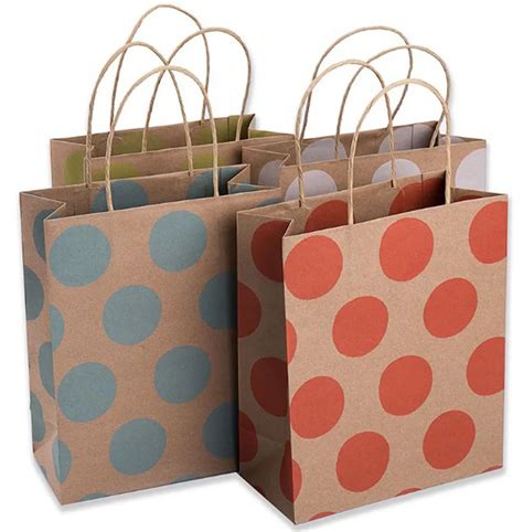 Free shipping wholesale 36pcs/lot 20x18x10.5cm Dot Kraft Paper Gift Paper Bags Clothes Packaging ...