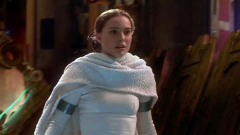 the combination of Padmé Amidala (Natalie Portman) in Star Wars II : attack of the clones | Spotern