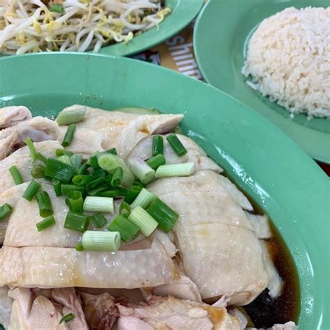 11 places for the best Hainanese chicken rice in Singapore