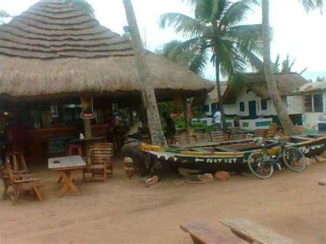 TOURING ACCRA: BEACHES IN ACCRA