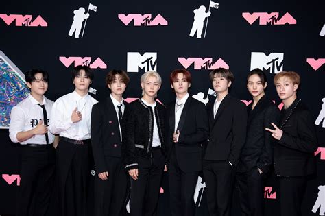 K-Pop Stars Attend the 2023 VMAs Red Carpet: TXT, Stray Kids