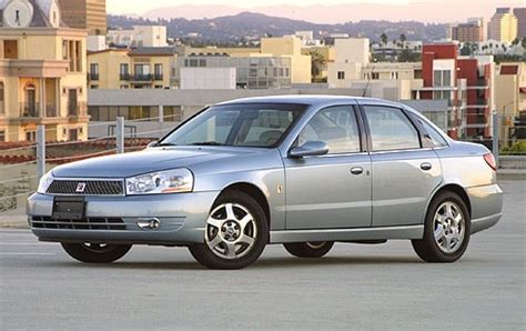 2003 Saturn L-Series Review & Ratings | Edmunds