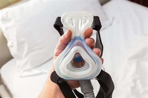 Choosing The Right Mask for Your CPAP Machine - Verblio