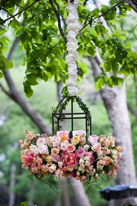 SecretGardenOfmine: Outdoor flower arrangement.