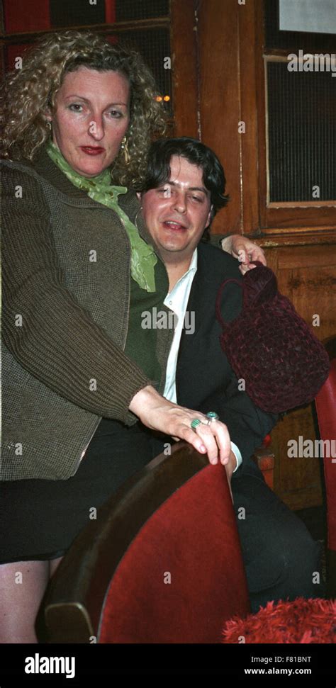 David Shayler, evening in coach and horses Soho London (credit image©Jack Ludlam Stock Photo - Alamy