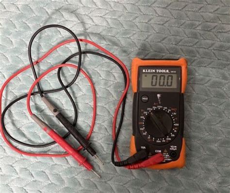 Klein Tools MM100 Digital Multimeter Manual - Ranging 600V | eBay