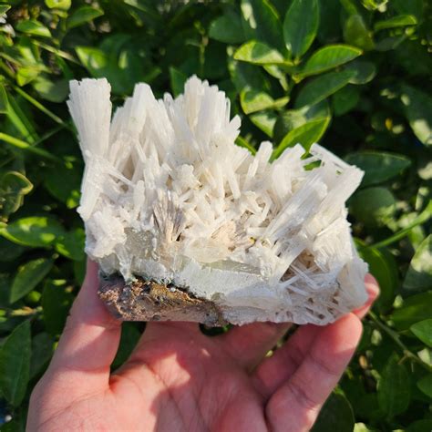 Scolecite Cluster 395 grams – Healing Aura Crystals