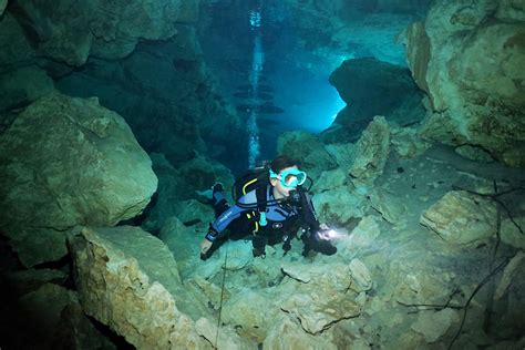 Diving in cenotes: everything you need to know before you go