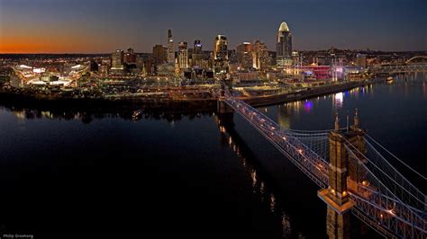 Cincinnati Skyline Wallpapers - Top Free Cincinnati Skyline Backgrounds ...