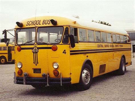 Pin by johnny on Retro Bus | School bus, Old school bus, Yellow school bus