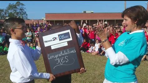 Kensington Elementary receives News 2 Cool School award - YouTube