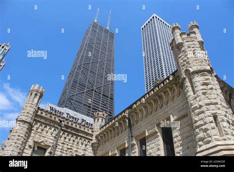 Water Tower Place, Chicago, Illinois Stock Photo - Alamy