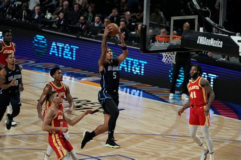 Magic looking for offense late as Bucks roll into Orlando