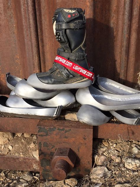 A Proper Steel Shoe is the Racer’s Edge - Iron Trader News