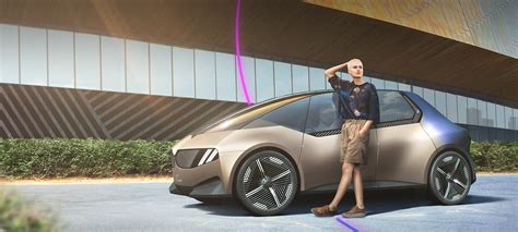 BMW i Vision Circular: All Highlights | BMW.co.id