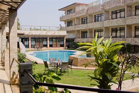 Roca Golf Hotel - UPDATED 2018 Prices & Reviews (Bujumbura, Burundi) - TripAdvisor