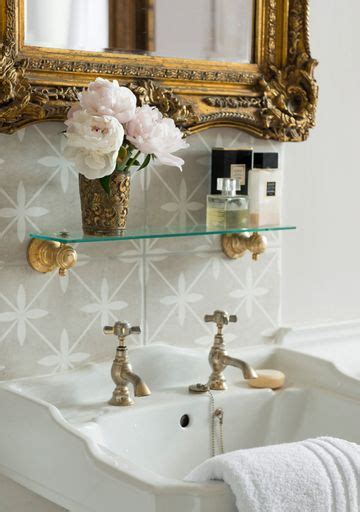 Traditional bathroom ideas: 22 timeless styles & classic decor | Homes ...