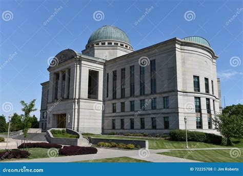 Judicial Branch Building editorial stock photo. Image of moines - 72225708