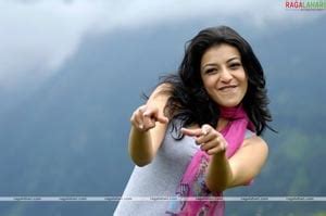 Magadheera Heroine Kajal Photo Gallery