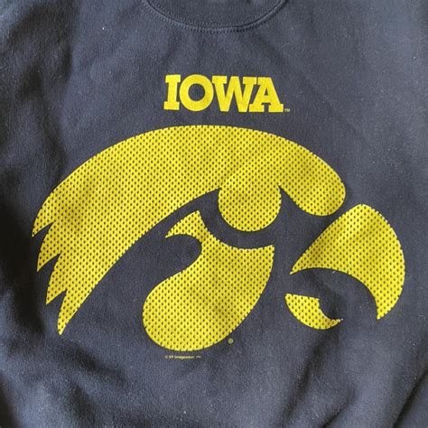 Incredible graphic vintage Iowa college black and... - Depop