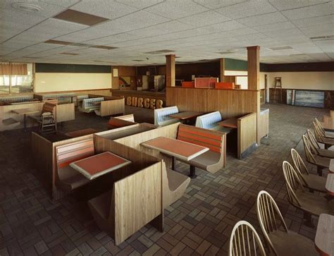 Abandoned 80's style Burger King restaurant. Governors Island, New York. [2910×2229]. | Googie ...