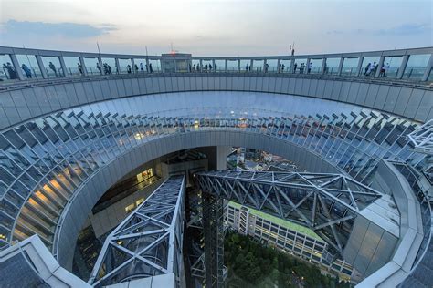 Umeda Sky Building 梅田スカイビル « TravelJapanBlog.com