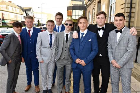 Brilliant pictures from The Boulevard Academy Year 11 prom 2019 - Hull Live