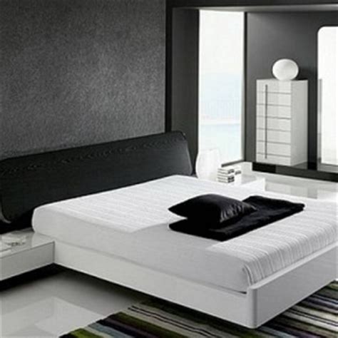 25 Master Bedroom Wallpaper Ideas | Interior Design Center Inspiration