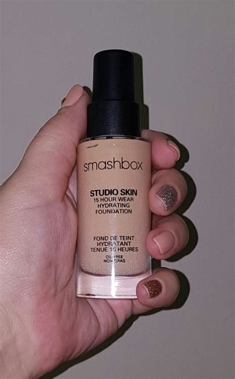 - Smashbox Studio Skin Foundation Review - Beauty Bulletin - Foundations - Beauty Bulletin