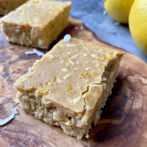 Lemon Protein Bars - The Betty Rocker