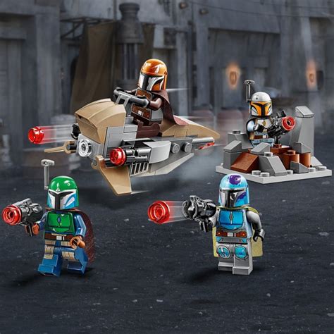 Mandalorian LEGO set - Star Was LEGO | shopDisney