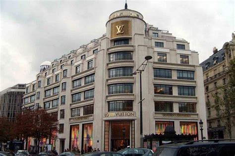 Get ready for Louis Vuitton’s first-ever luxury hotel: the Paris ...